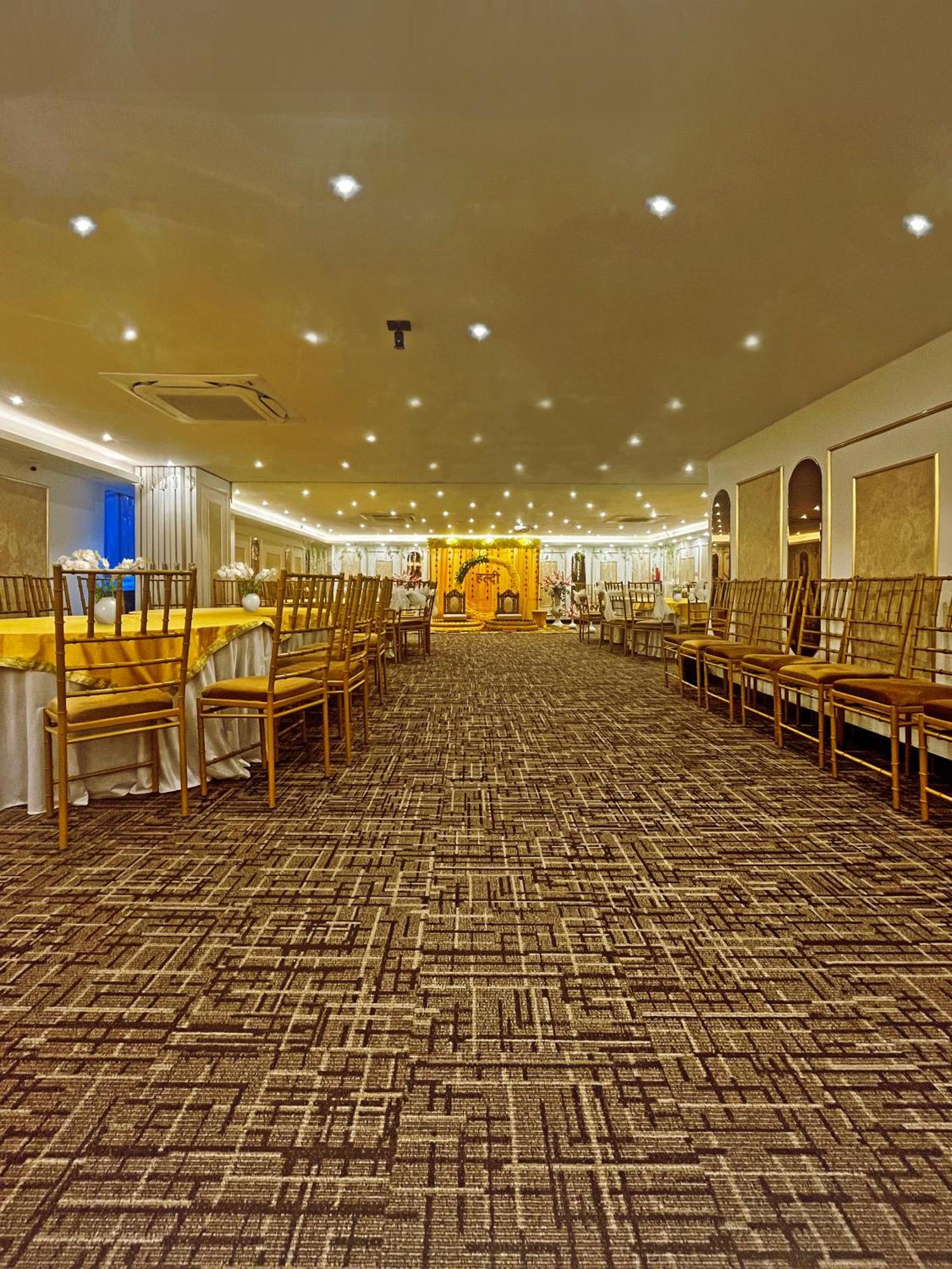 Hotel Town Grand Patel Nagar 뉴델리 외부 사진